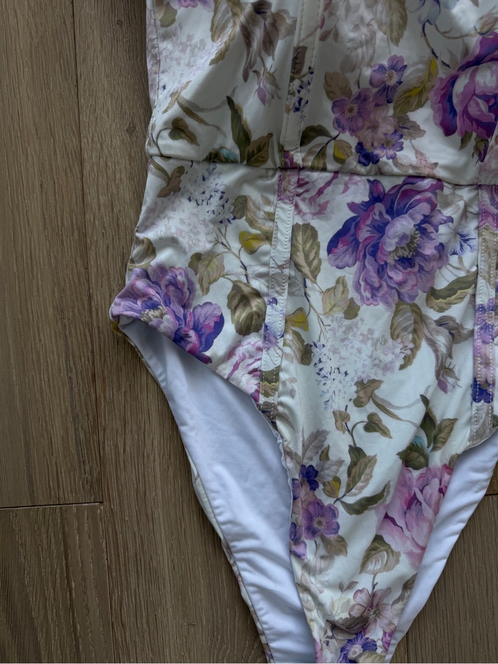Beach Riot floral one piece - Picture 2 of 6